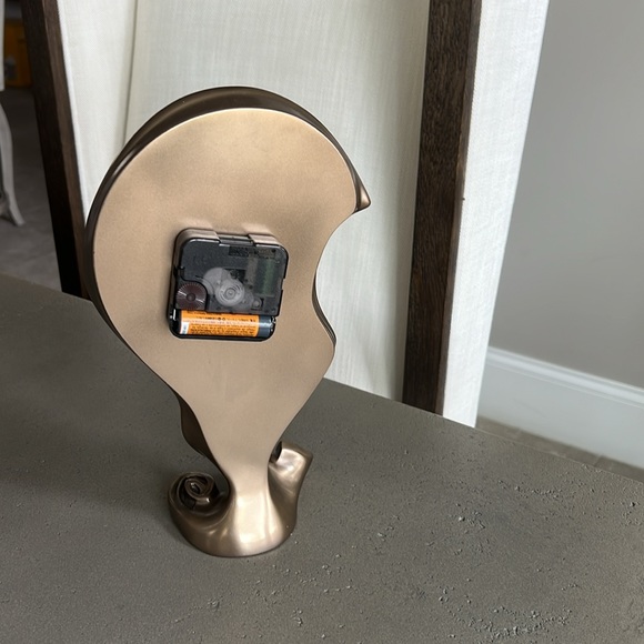 Veronese Design Bronze Finish Table Clock (Dali) - Picture 2 of 3